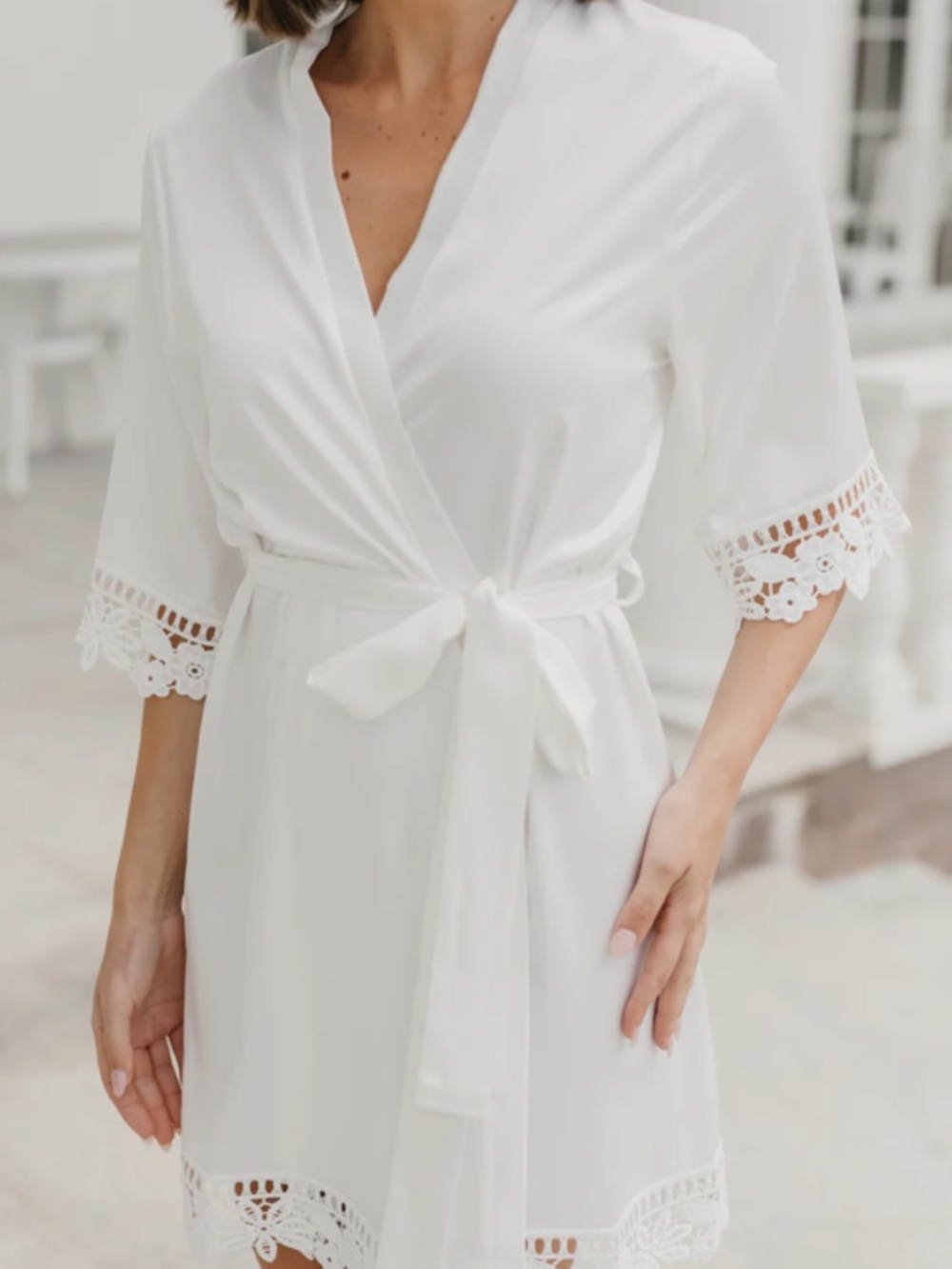 Le Rose Stories White Lauren Lace Satin Bridal‎ Robe Size XS/S (NOTE FLAW) (G)